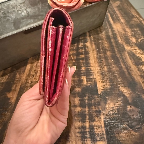 Miu Miu Red Croc-Embossed Clutch with Gold Chain W/COA - Picture 5 of 16